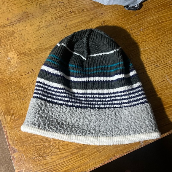 NWOT Nike 6.O beanie - Picture 3 of 4